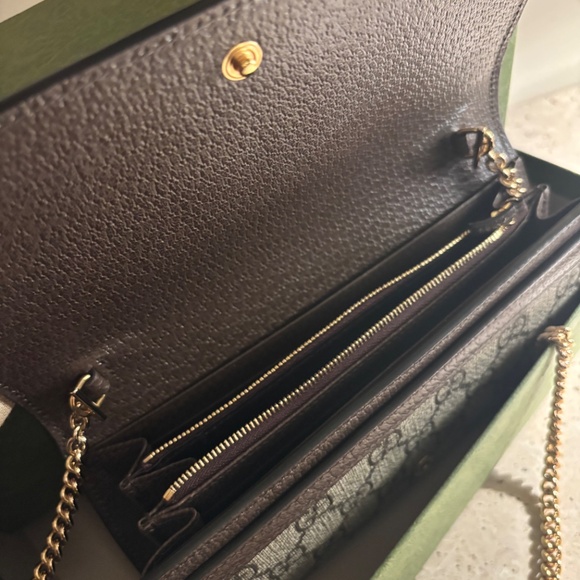 Gucci Blondie Continental Chain Wallet - Picture 3 of 5